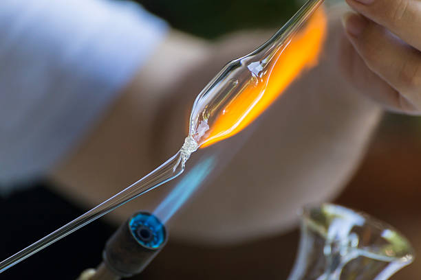istock Shaping a piece of glass 586694124