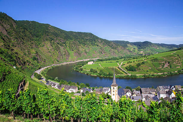 istock View of Bremm at the Mosel with Moselschleife 586708322