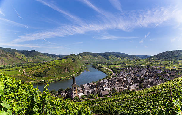 istock View of Bremm at the Mosel with Moselschleife 586709832