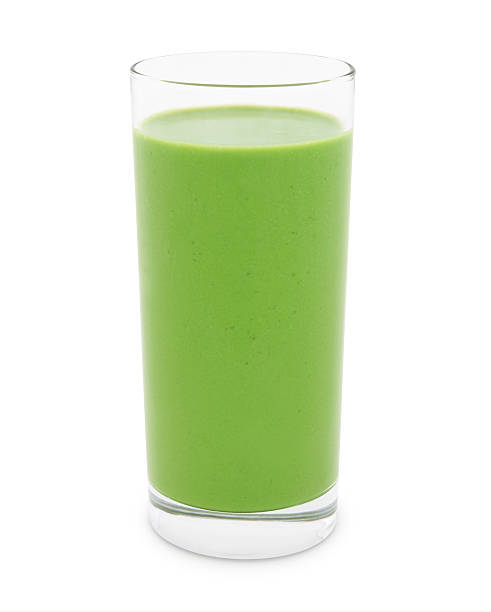 그린 스무디 - green smoothie single object cold drink isolated on green 뉴스 사진 이미지
