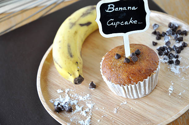 istock Banana Cupcake with Chocolate Chip and Fresh Banana 586920160
