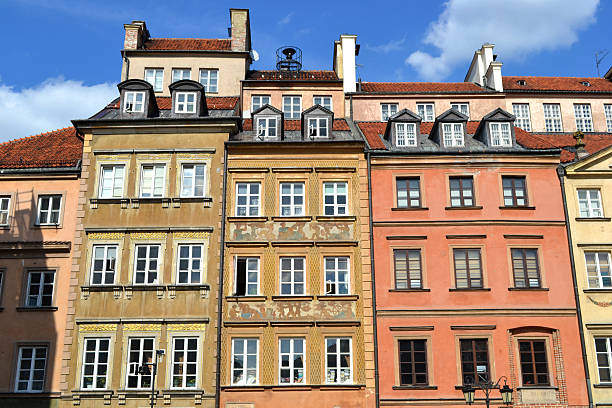 istock Old town in Warsaw 587186642