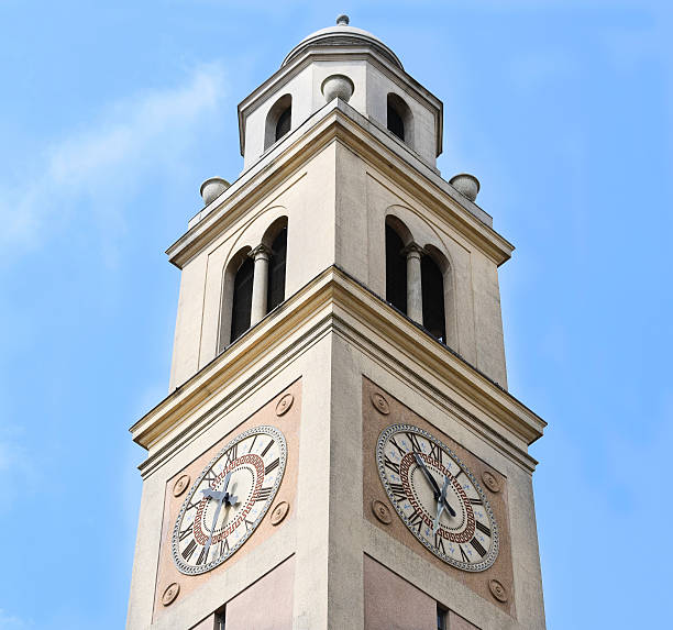 мемориальная колокольня университета штата луизиана - lsu стоковые фото и изображения