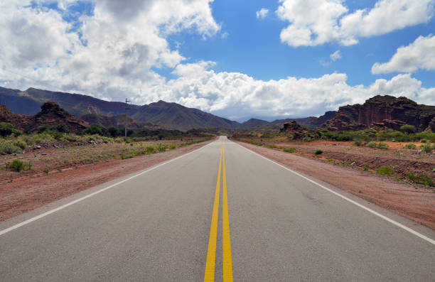 Road Route 40 in Cuesta de Miranda. Argentina