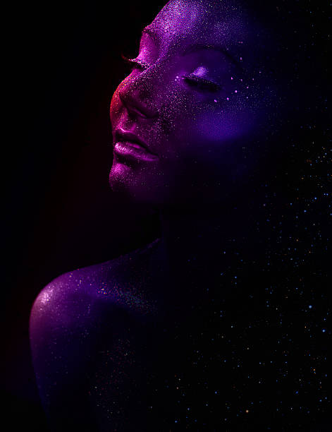 istock Bright neon fashion makeup 587510408