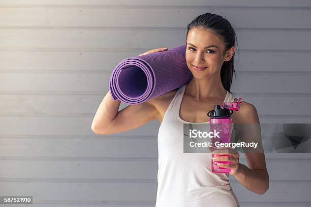 Beautiful Sports Lady Stock Photo - Download Image Now - Women, Yoga, Exercising