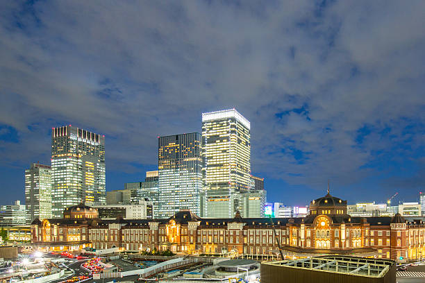 istock Of Tokyo Station night view 587522240