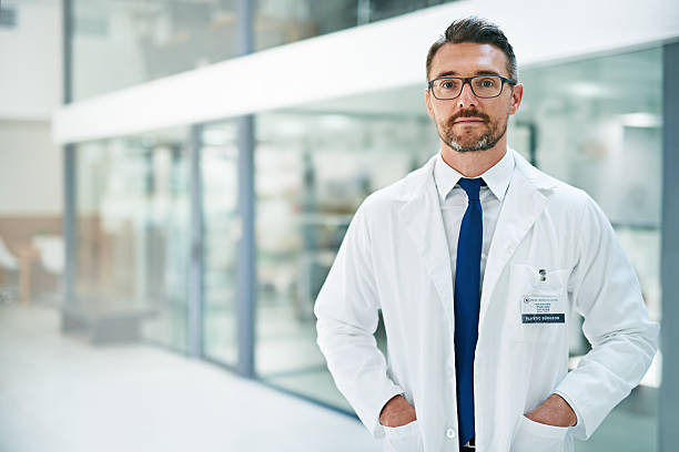 istock Allow me to enhance your confidence 587522646