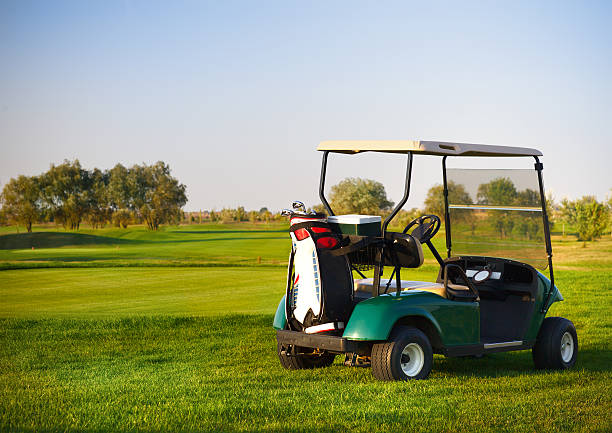 istock Club car on the golf course 587536974