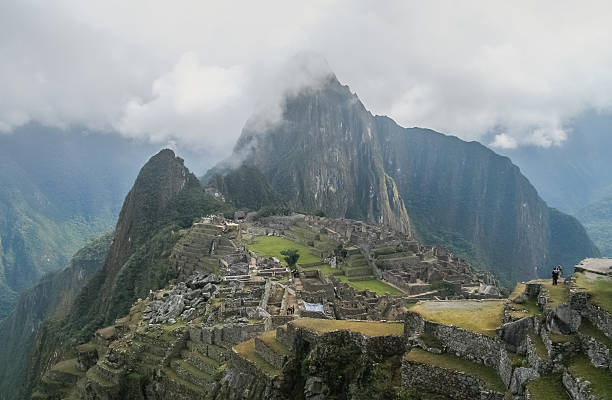 istock Ancient inca town of Machu Picchu 587784444