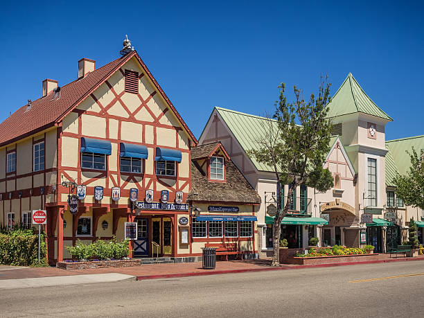 Danish cidade de Solvang na Califórnia - foto de acervo