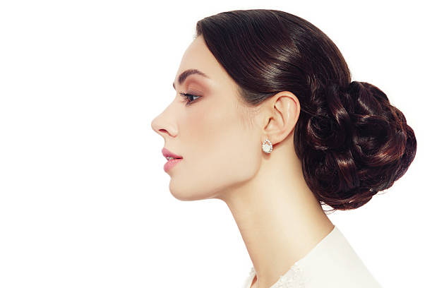 istock Prom hairdo 587879816