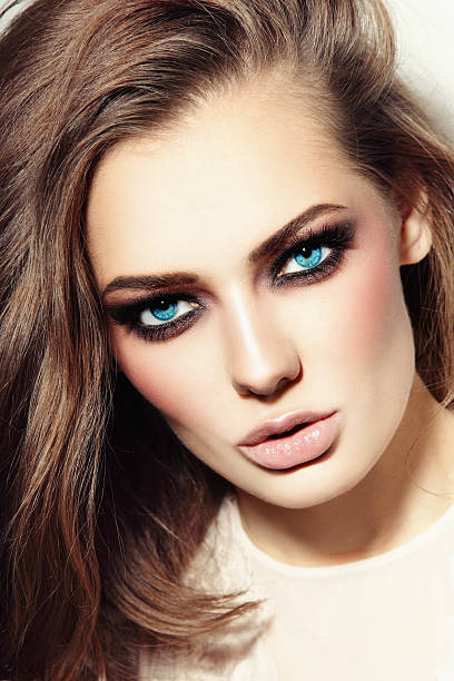 istock Blue-eyed beauty 587902938