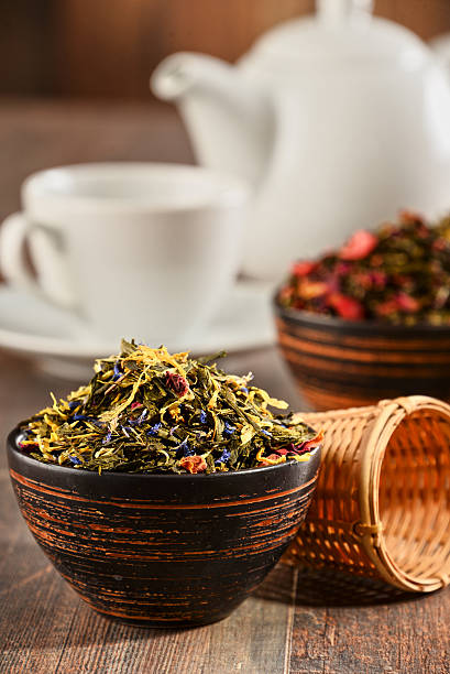 istock Composition with bowls of tea leaves 587943914