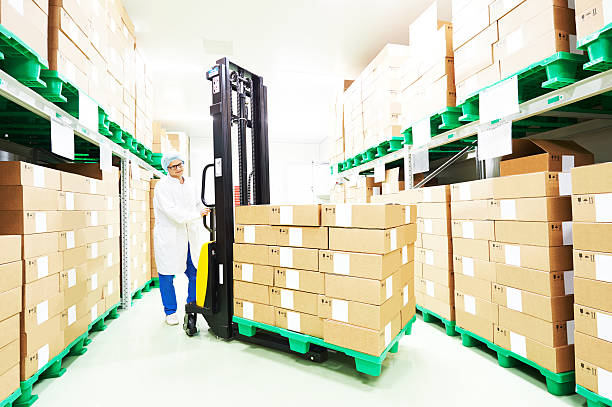 Stack Worker 790+ Pallet Stacker Stock Photos, Pictures & Royalty-Free Images - iStock