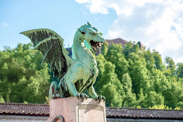 istock Dragon statue in Ljubljana 588223362