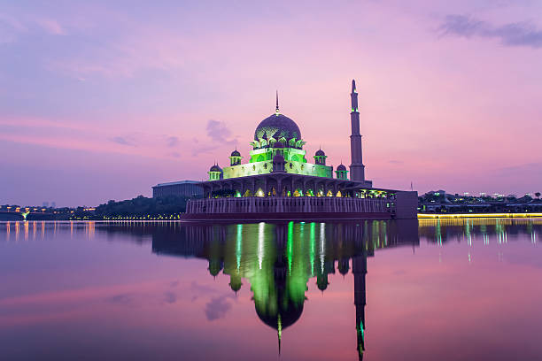 istock Putrajaya mosque between sunsire in Kuala Lumpur, Malaysia. 588269382