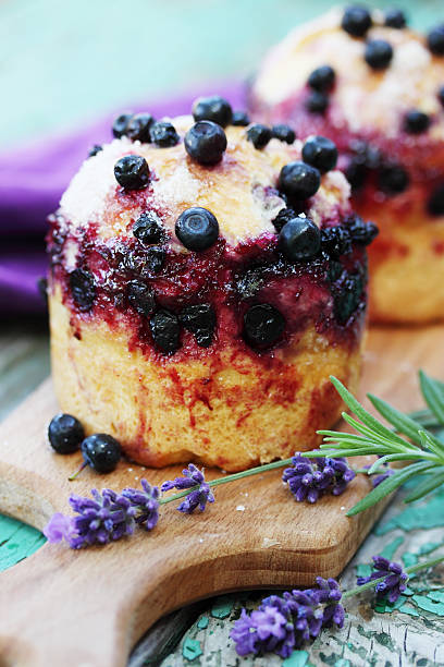 istock blueberries Pies, close-up 588390290