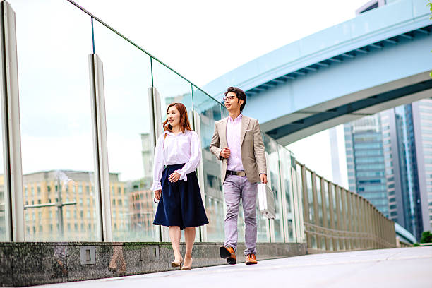 istock Image of employees going to work in Tokyo, Japan 588390546