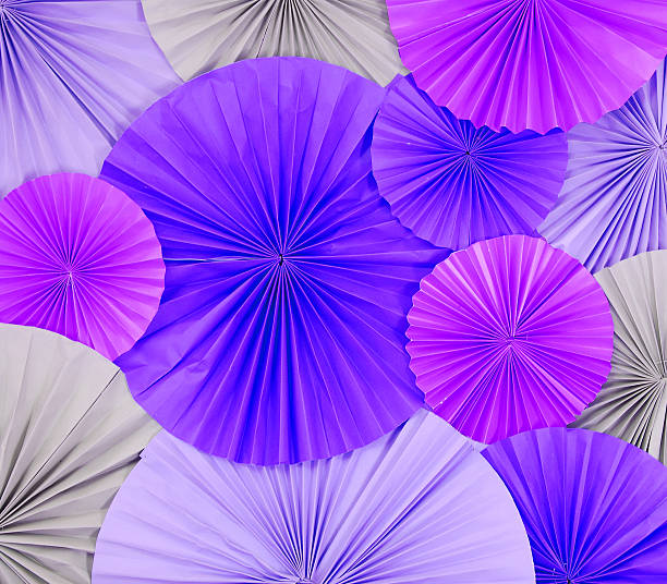 istock circle of fans paper pattern  background 588395088