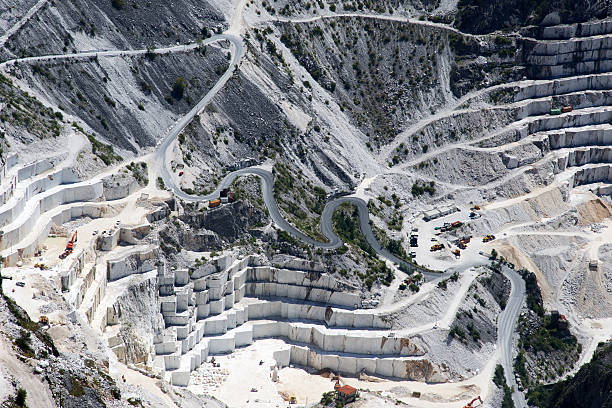 Marble quarry Road in the Marble quarry in Carrara quarry stock pictures, royalty-free photos & images