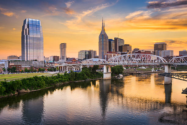 Skyline of downtown Nashville, Tennessee, USA. Skyline of downtown Nashville, Tennessee, USA. tennessee stock pictures, royalty-free photos & images