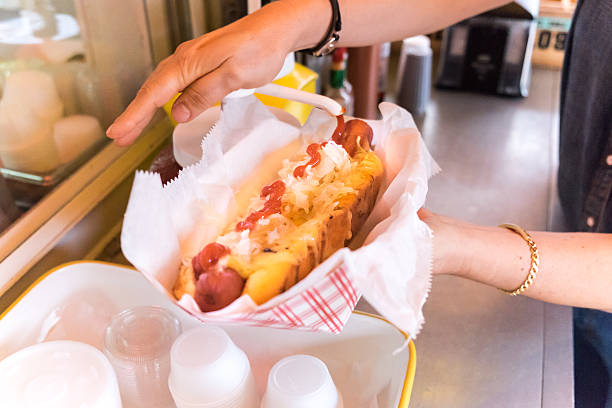 istock Street hot dog 588619166