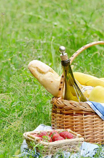 istock Picnic basket and strawberry 588956880