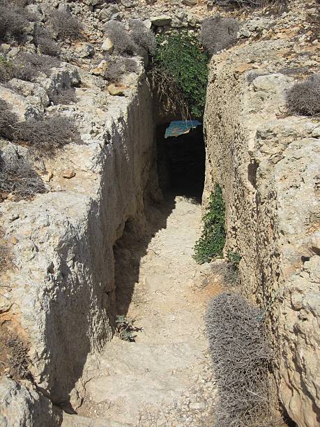 istock Entrance to Mixta Cave, Ramla Bay, Gozo 588967840