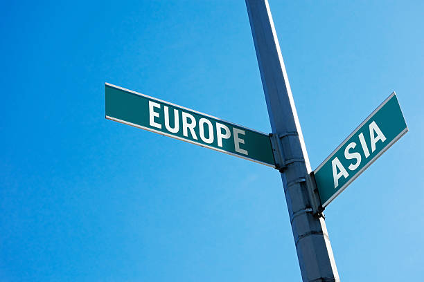 istock Europe versus Asia 589000378