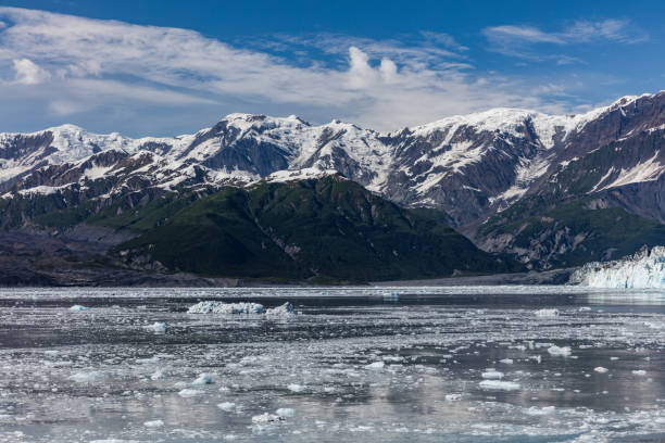 istock Hubbard Glacier in Desolation Bay 589088152