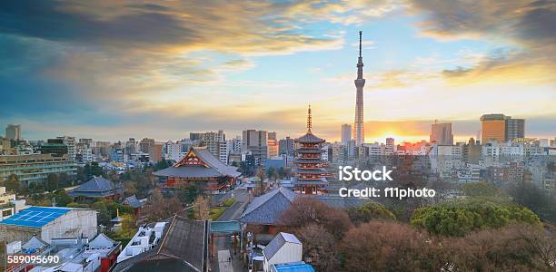 Photo libre de droit de Vue De Lhorizon De Tokyo Au Crépuscule banque d'images et plus d'images libres de droit de Préfecture de Tokyo - Préfecture de Tokyo, Tokyo Sky Tree, Temple Asakusa Kannon