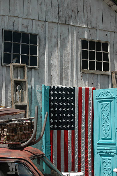 istock Old Barn and American Flag 589096382