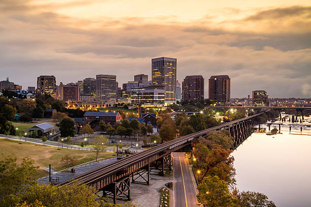 istock Downtown Richmond, Virginia skyline 589101670