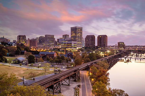 istock Downtown Richmond, Virginia skyline 589101902