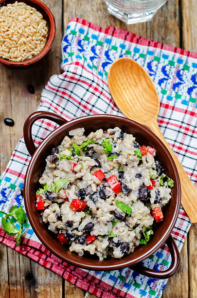 istock Black beans pepper cilantro cauliflower brown rice 589111886