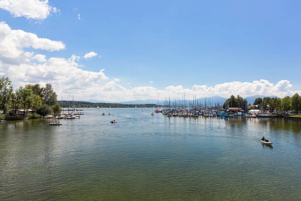istock Bike path around Lake Chiemsee, Bavaria, Germany 589112564