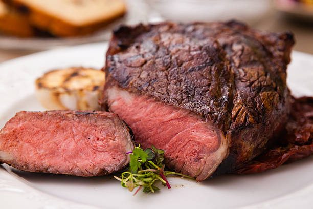 istock Entrecote with grilled garlic 589425052