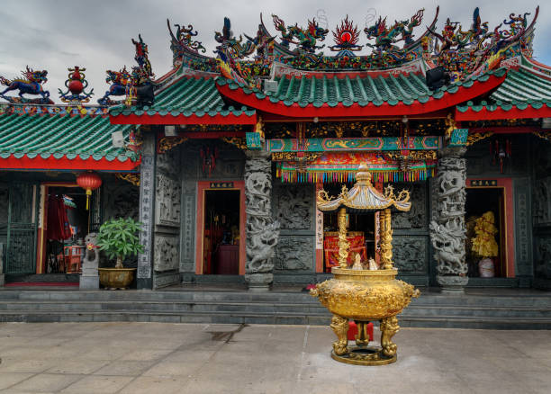 istock Hong San Si Temple in Kuching 589456094