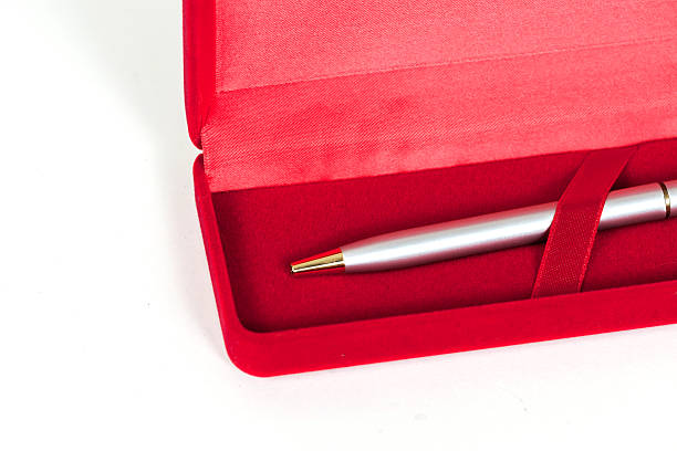 istock pen in red box cover 589460580