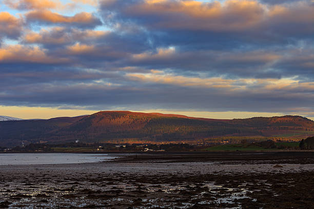 istock Landscape of mountain at Cromarty Firth during Sunset 589542252