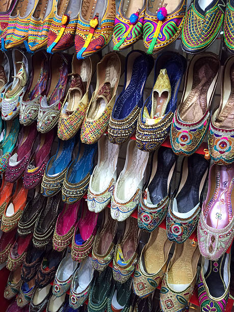 アラビアの靴 - round toe shoes ストックフォトと画像