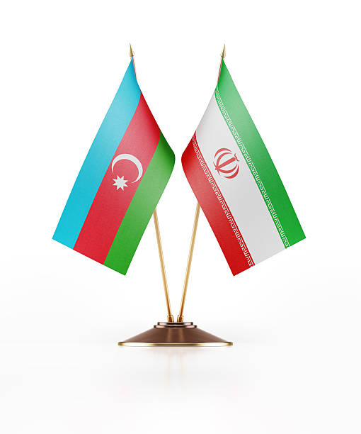 miniatur-flagge von aserbaidschan und iran - azerbaijan flag stock-fotos und bilder