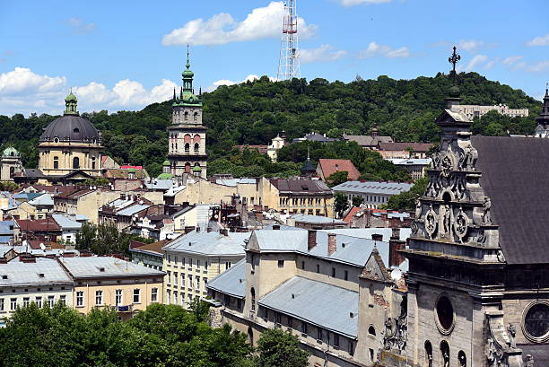 città vecchia di leopoli ucraina - lvov dome summer light foto e immagini stock