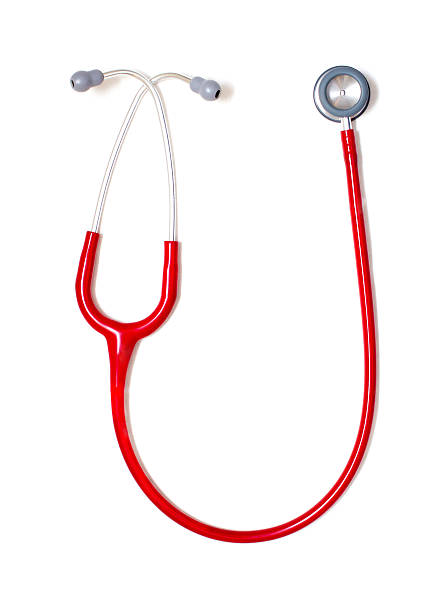rouge stéthoscope isolé sur blanc - stethoscope medical instrument isolated single object photos et images de collection