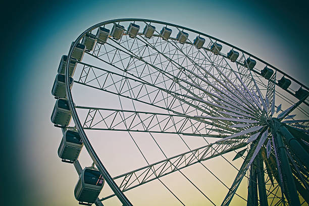 istock Ferris wheel and retro effect filtered hipster style image 589583850