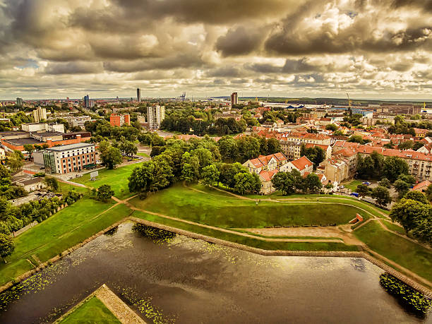 istock Klaipeda, Lithuania: representative aerial view of Old Town 589939922
