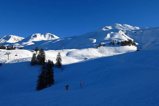 istock Evening in the Stoos ski area, Swiss Alps 589940634