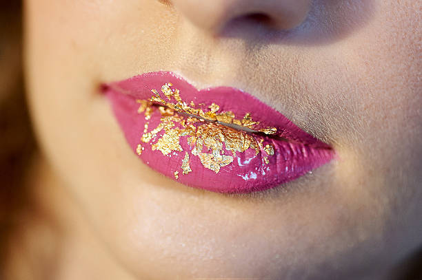 istock Glamour Red gloss lips moving up 589947186