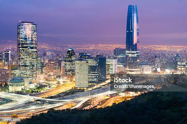 サンティアゴデチリのスカイライン - チリ サンティアゴのストックフォトや画像を多数ご用意 - チリ サンティアゴ, チリ共和国, 都市